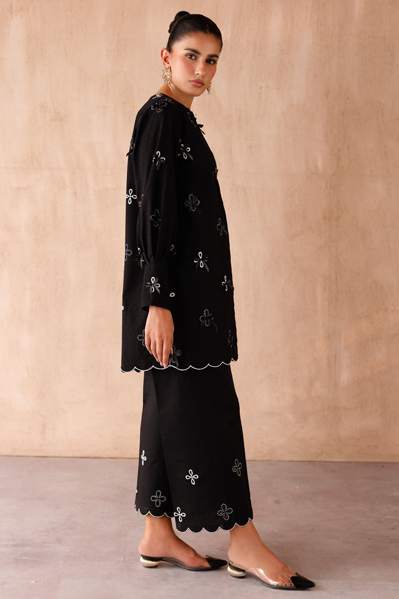3 Piece Embroidered Yarn Dyed Suit