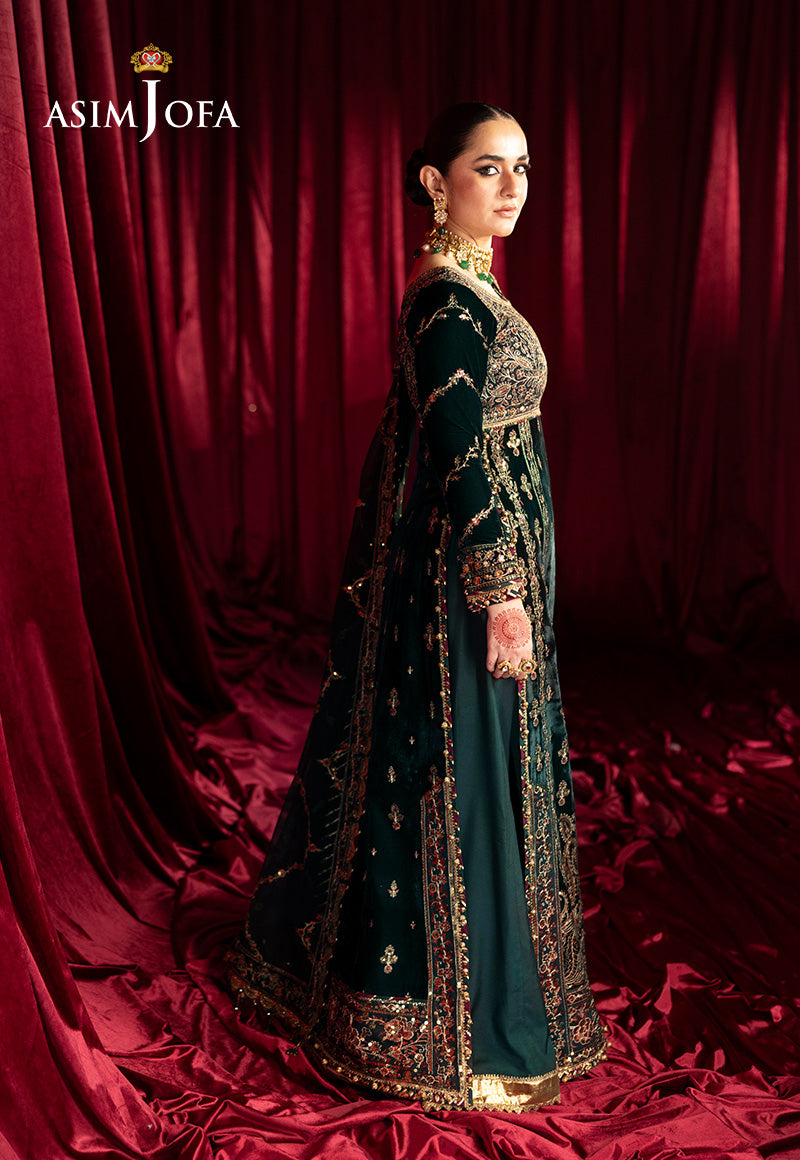 AJMVD-05 EMBROIDERED VELVET STITCHED 3 PCS