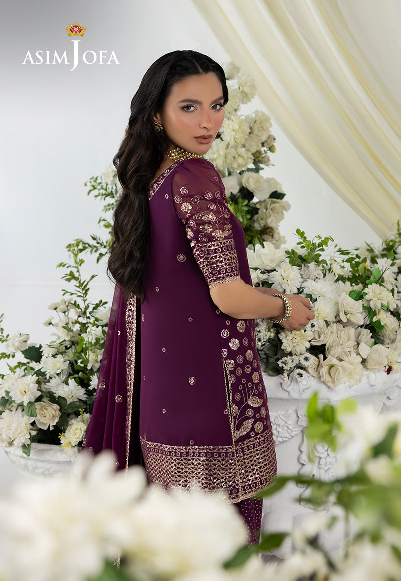https://cdn.shopify.com/s/files/1/0690/7320/7593/files/005A3131.jpg?v=1752130350