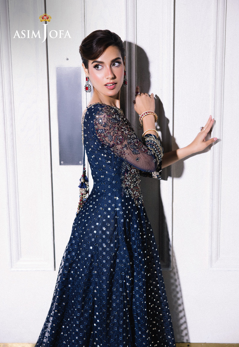 https://cdn.shopify.com/s/files/1/0690/7320/7593/files/005A6854.jpg?v=1736161241