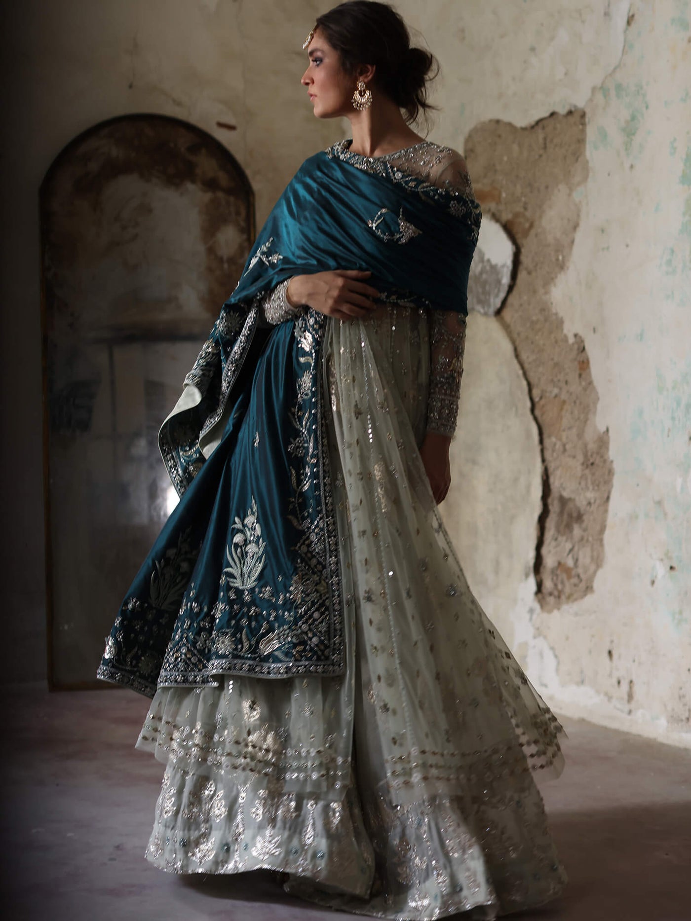 BLOUSE, LEHENGA & DUPATTA