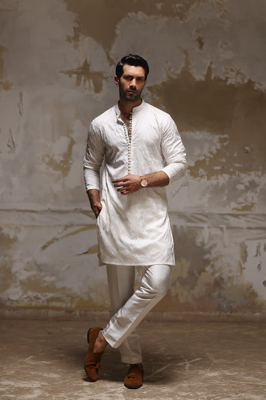 https://cdn.shopify.com/s/files/1/0790/3779/2529/files/008A3110t.jpg?v=1724150723