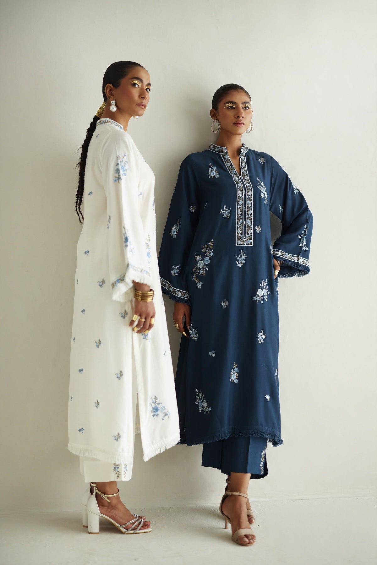 Blue Rose - Ivory Set