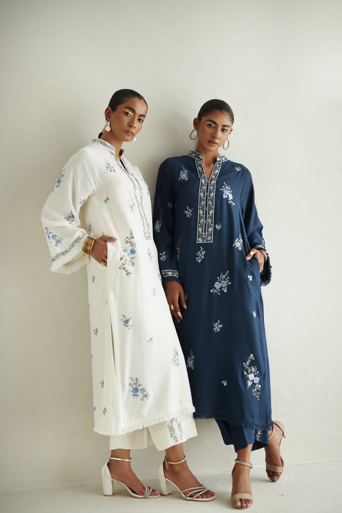 Blue Rose - Ivory Set