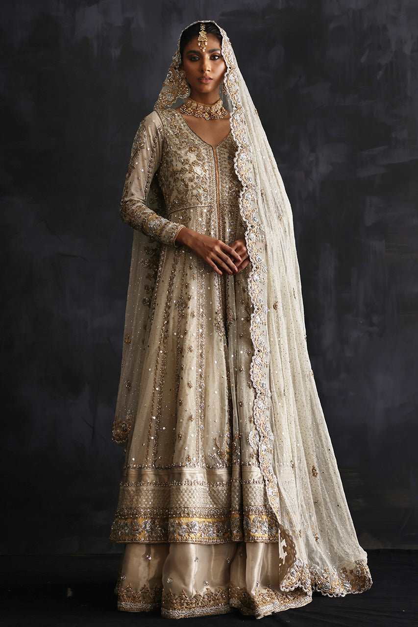 Nida Azwer