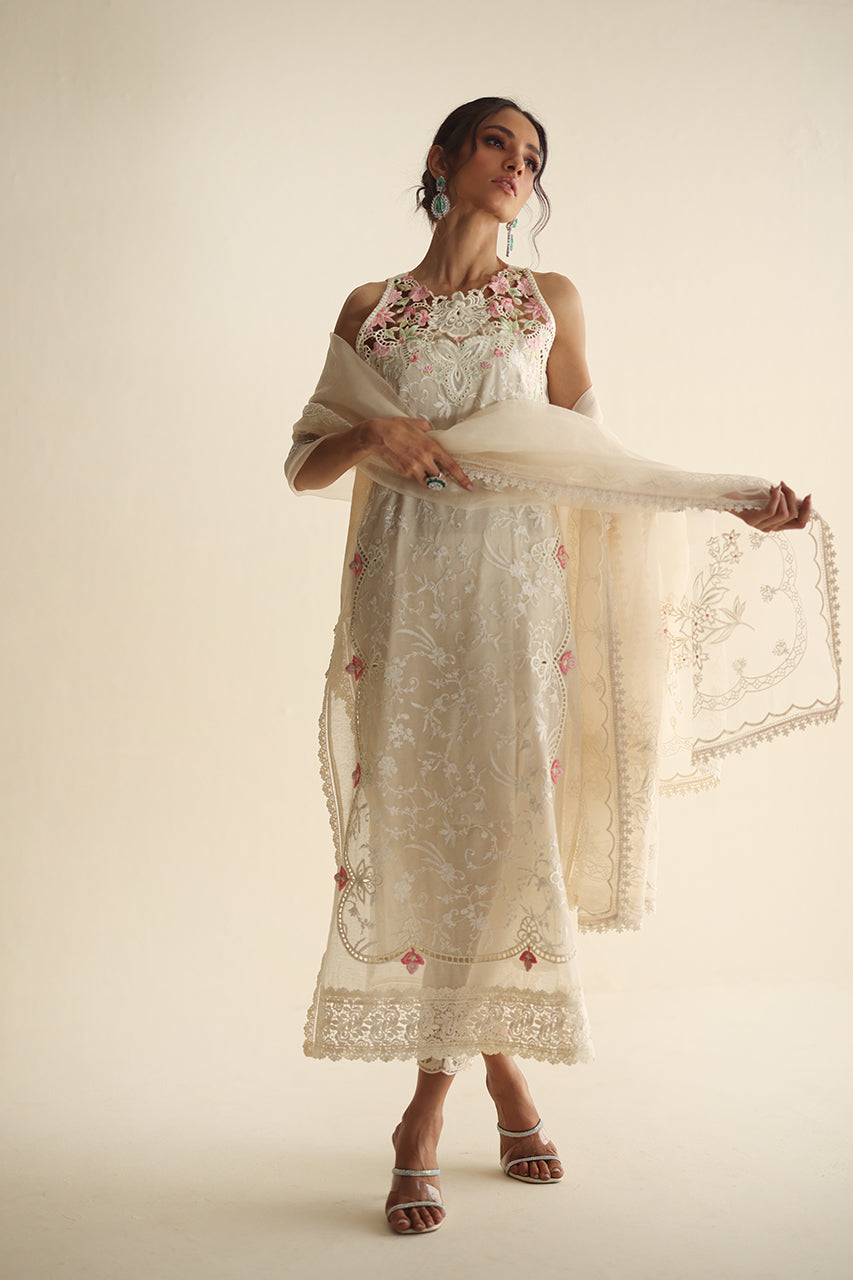 Nadia Farooqui