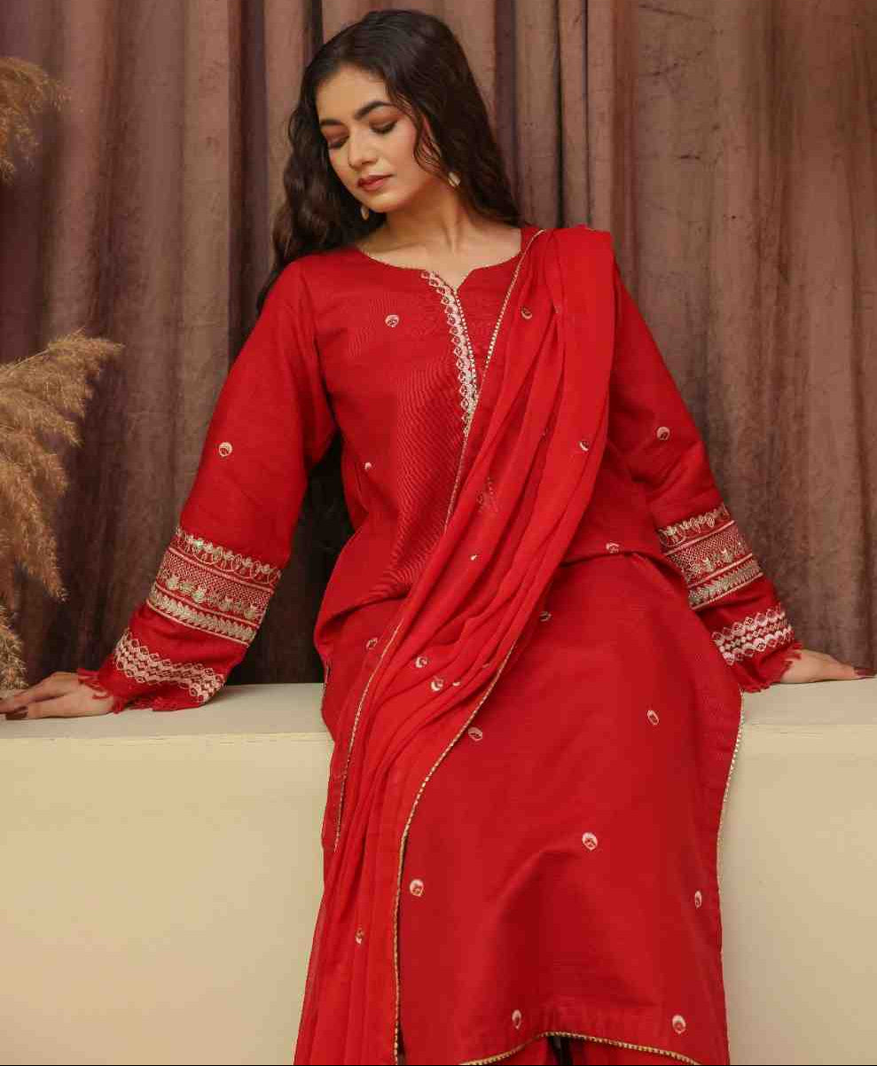 Red Noir 3 piece stitched Khaddar dress for women