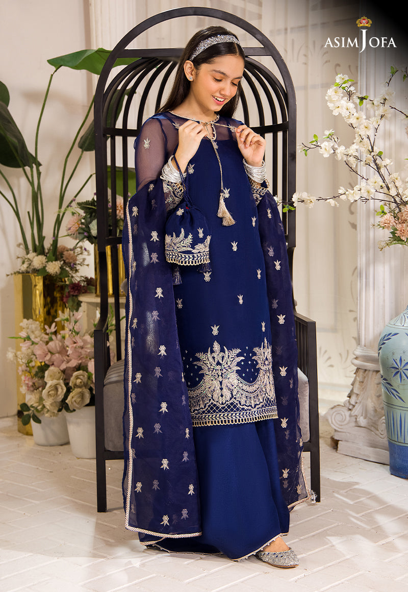 https://cdn.shopify.com/s/files/1/0690/7320/7593/products/015A4524.jpg?v=1748668756