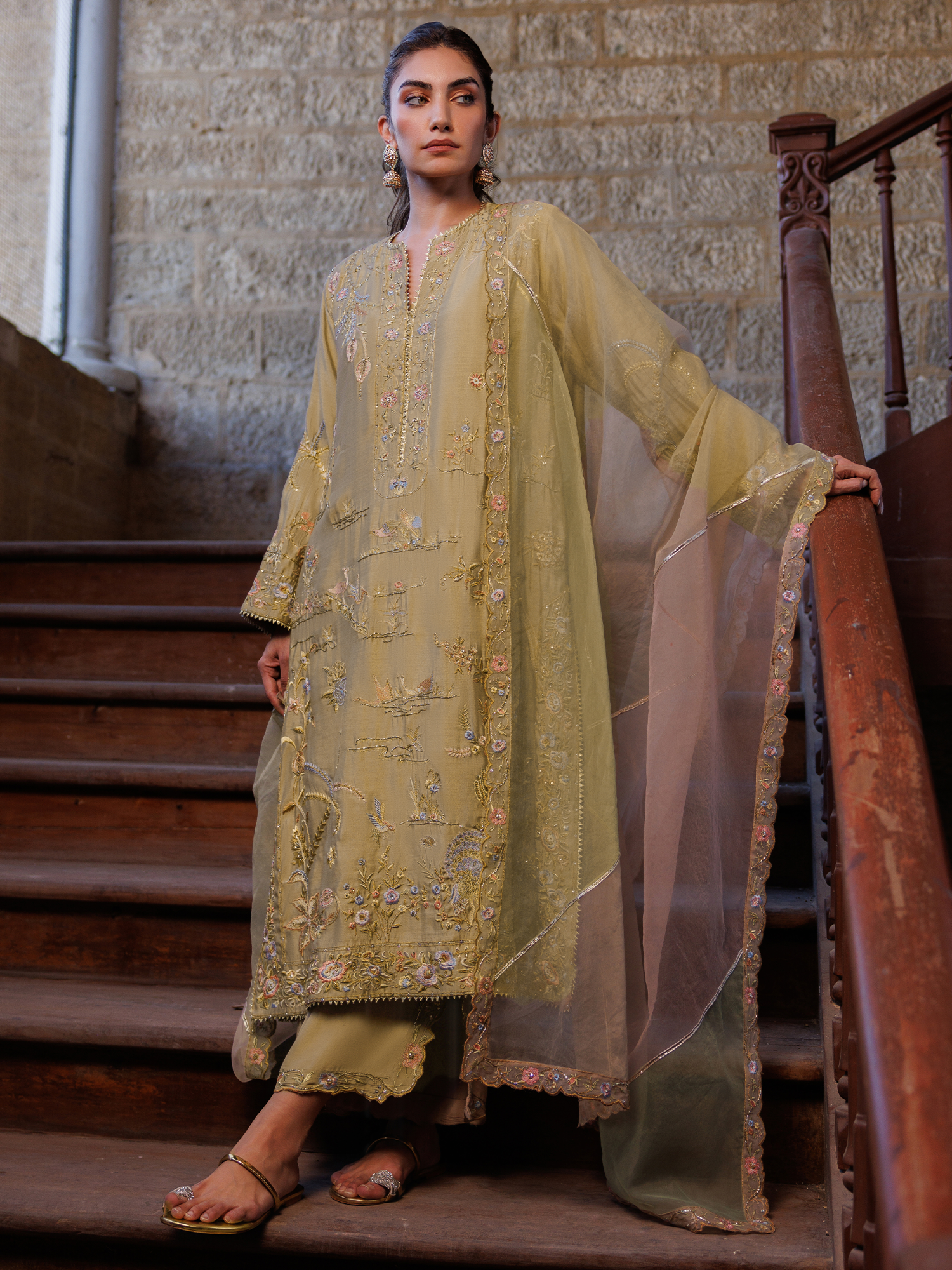 SKINNY MALTA, IZAAR & DUPATTAskinny-malta-izaar-dupatta-1