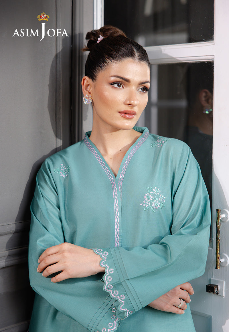 https://cdn.shopify.com/s/files/1/0690/7320/7593/files/015A7788.jpg?v=1751624652