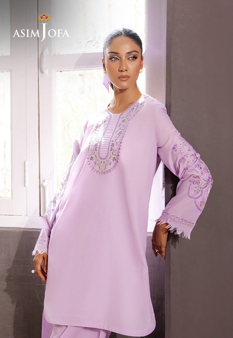 https://cdn.shopify.com/s/files/1/0690/7320/7593/files/015A8156.jpg?v=1749728038