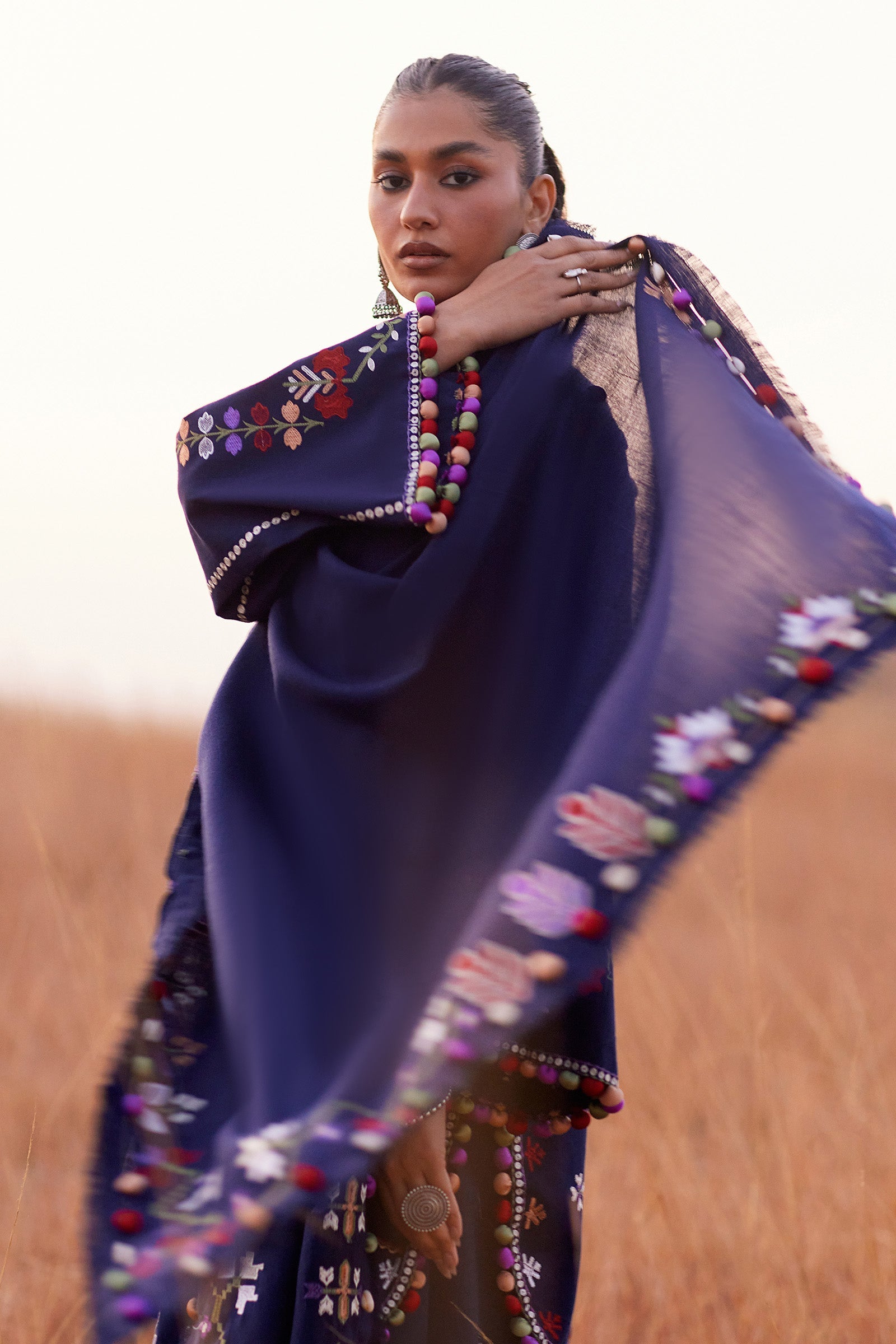 https://cdn.shopify.com/s/files/1/0081/0283/8329/files/01_0003_047A6941.jpg?v=1765280973
