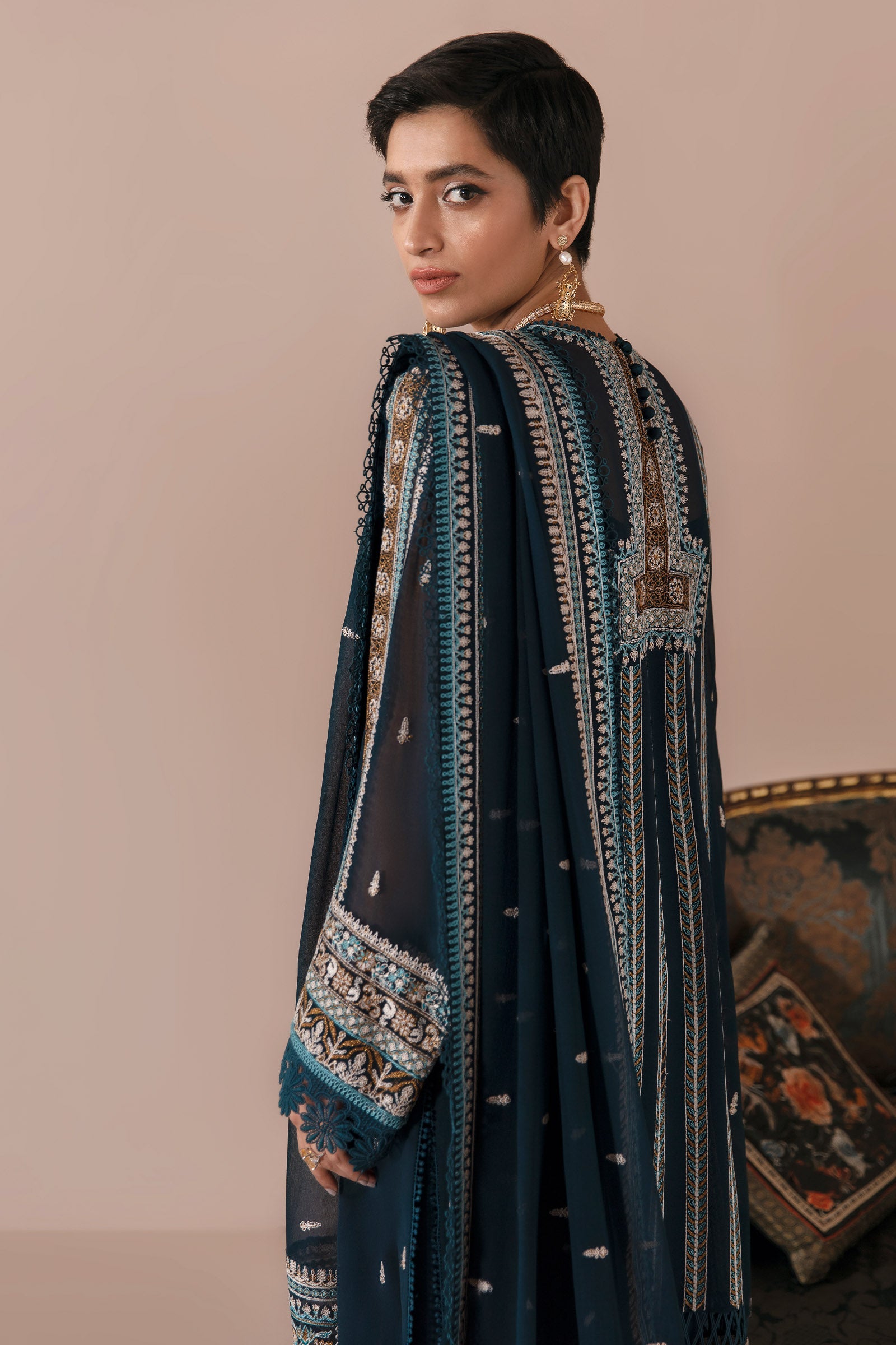https://cdn.shopify.com/s/files/1/1678/4755/products/01_0003_1O9A0496.jpg?v=1636114830