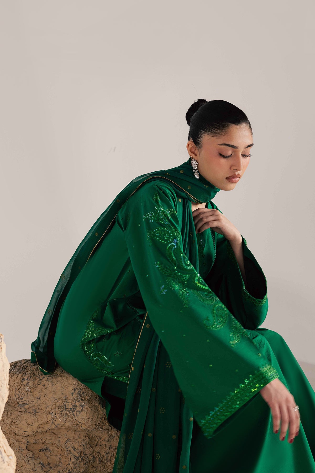 https://cdn.shopify.com/s/files/1/0019/7217/4947/files/01_8bcb1f1d-dcc9-4b8c-ad3c-4dc5f472f358.jpg?v=1775802119