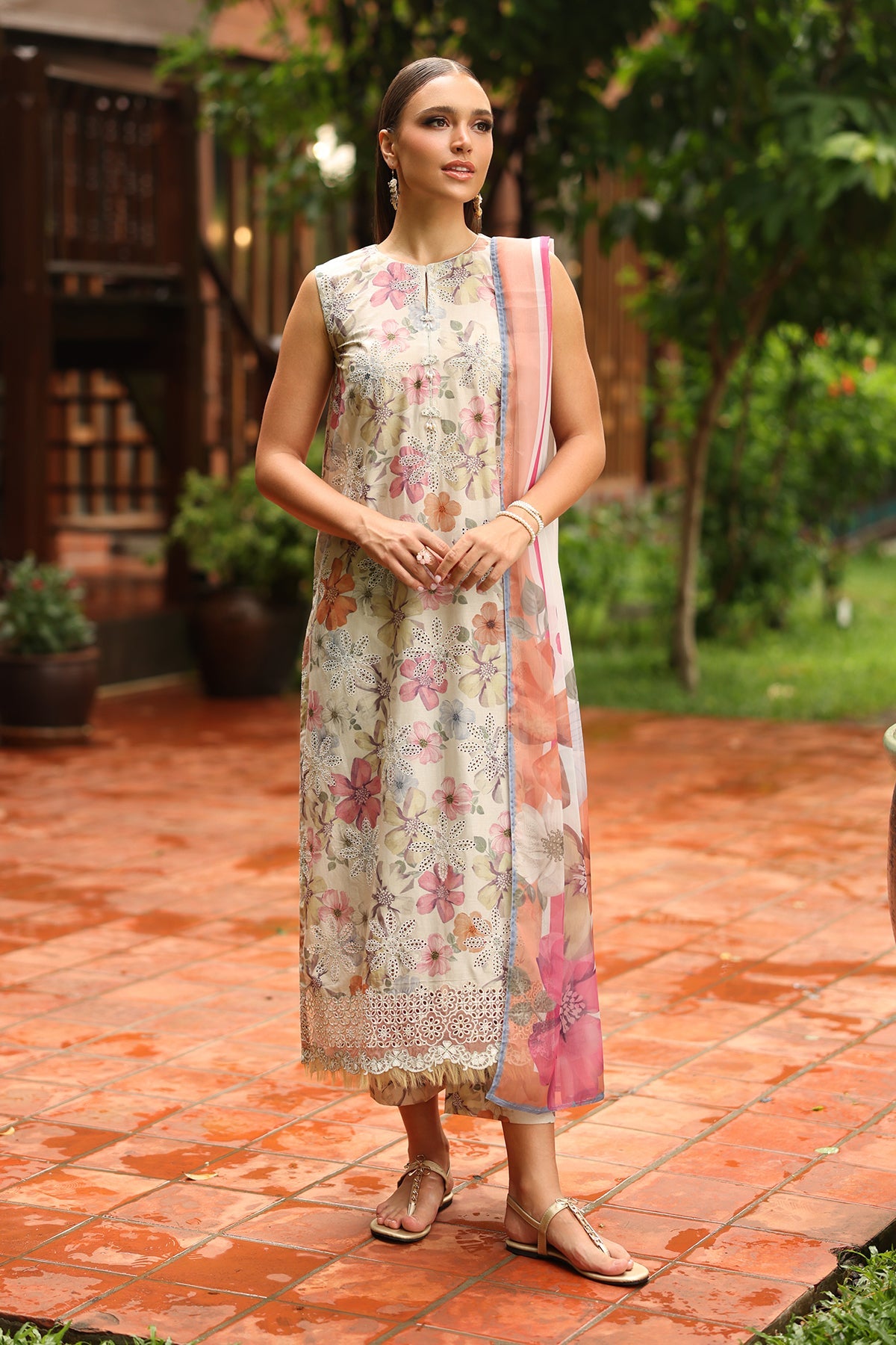 Embroidered Chiffon Saree