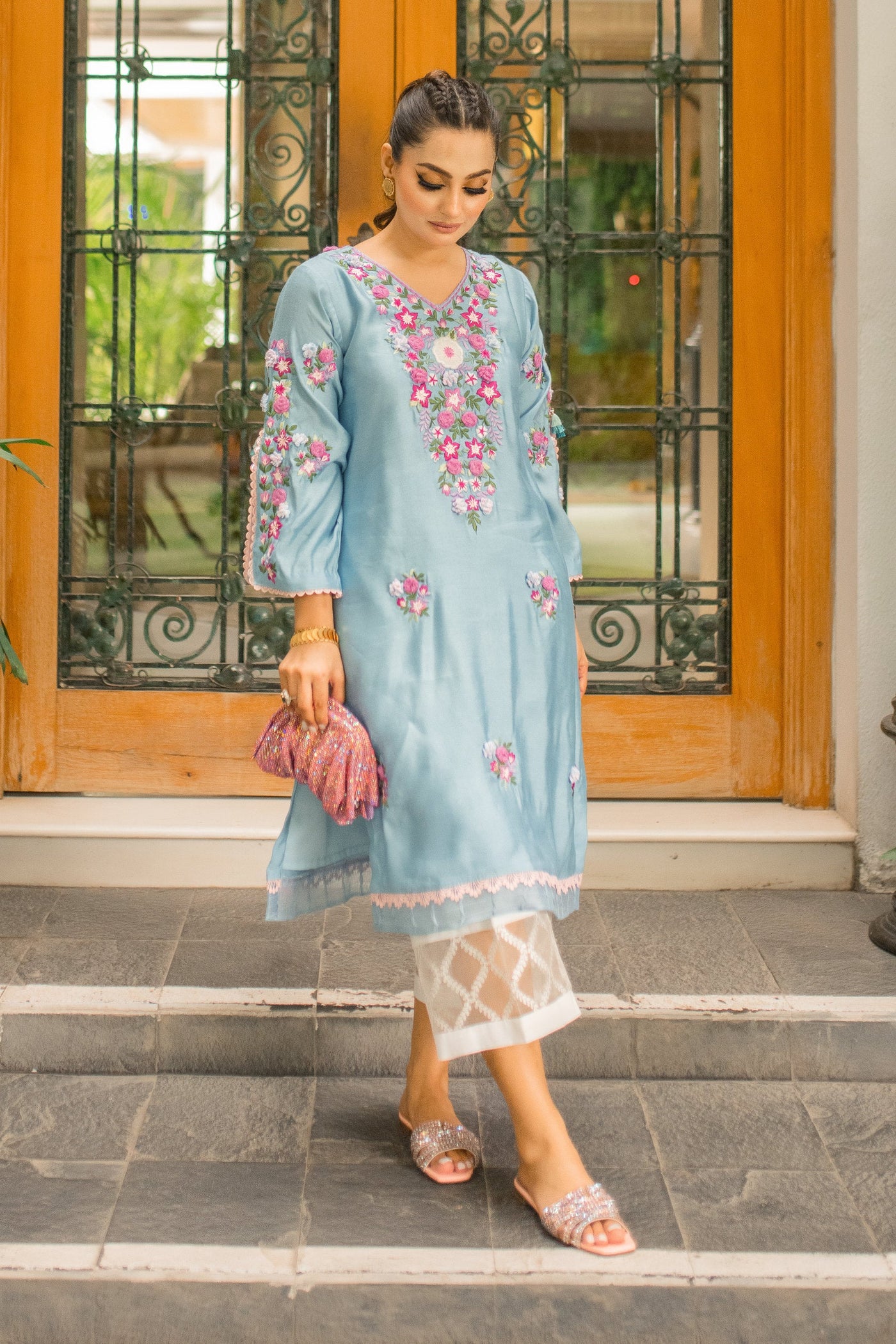 https://cdn.shopify.com/s/files/1/0793/0439/2987/files/01_2e5a2a0c-bee4-4ec2-bcf9-56eb1efd0973.jpg?v=1689960413