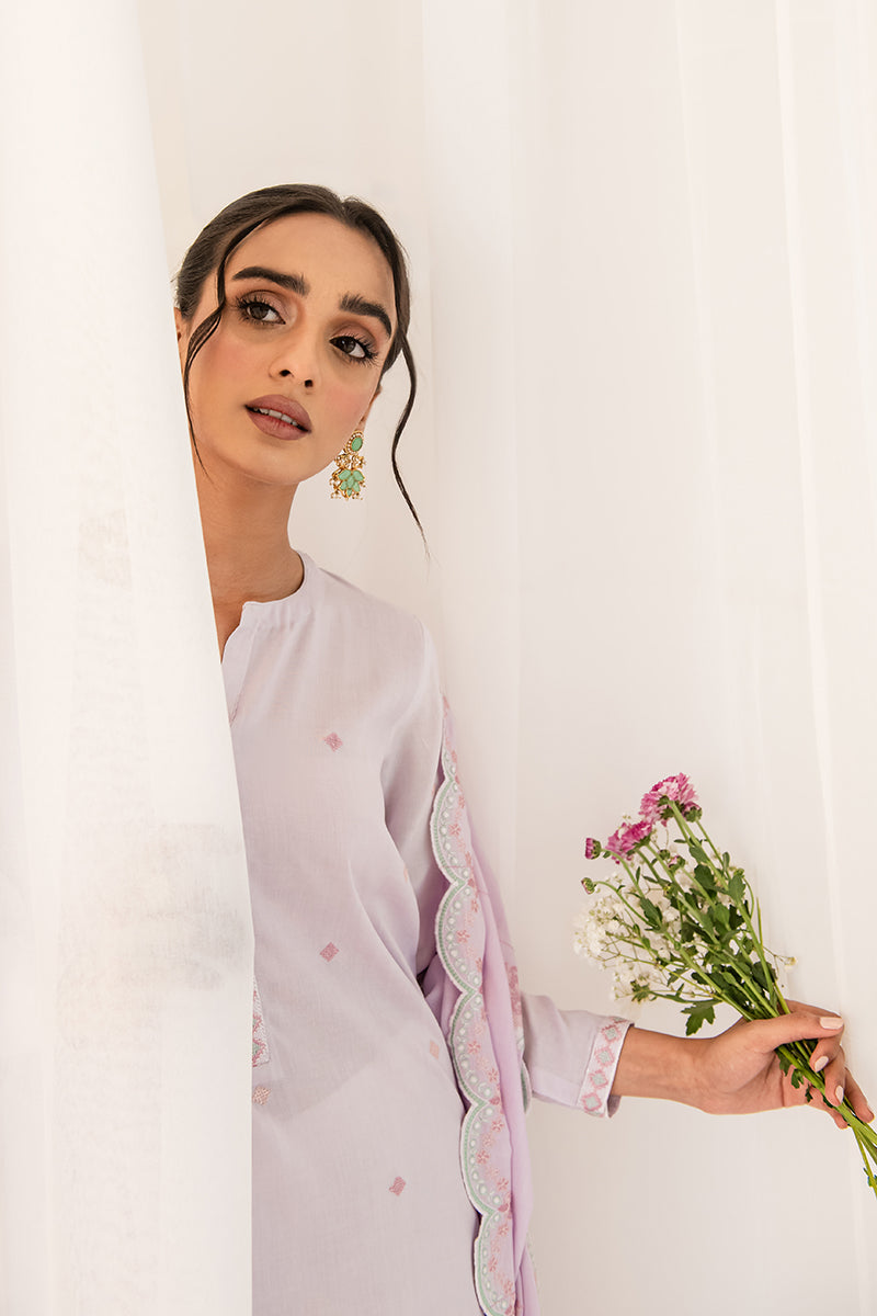 https://cdn.shopify.com/s/files/1/0178/4492/8612/files/0223RTWEMLBAS0104_6.jpg?v=1694694513