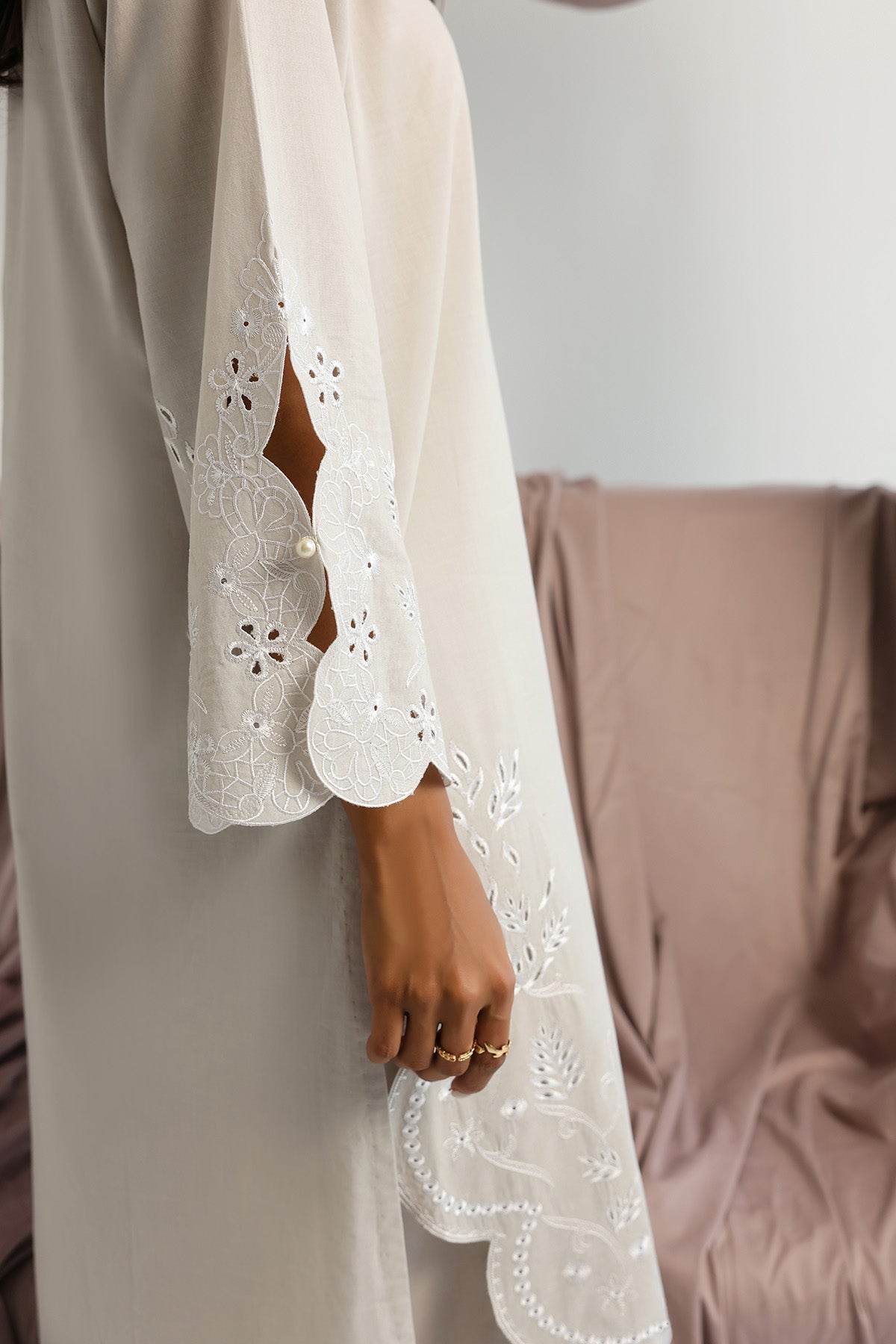https://cdn.shopify.com/s/files/1/0704/5916/2937/files/022A0062_61749775-24a2-4951-a4cd-8c05460b7536.jpg?v=1776162854