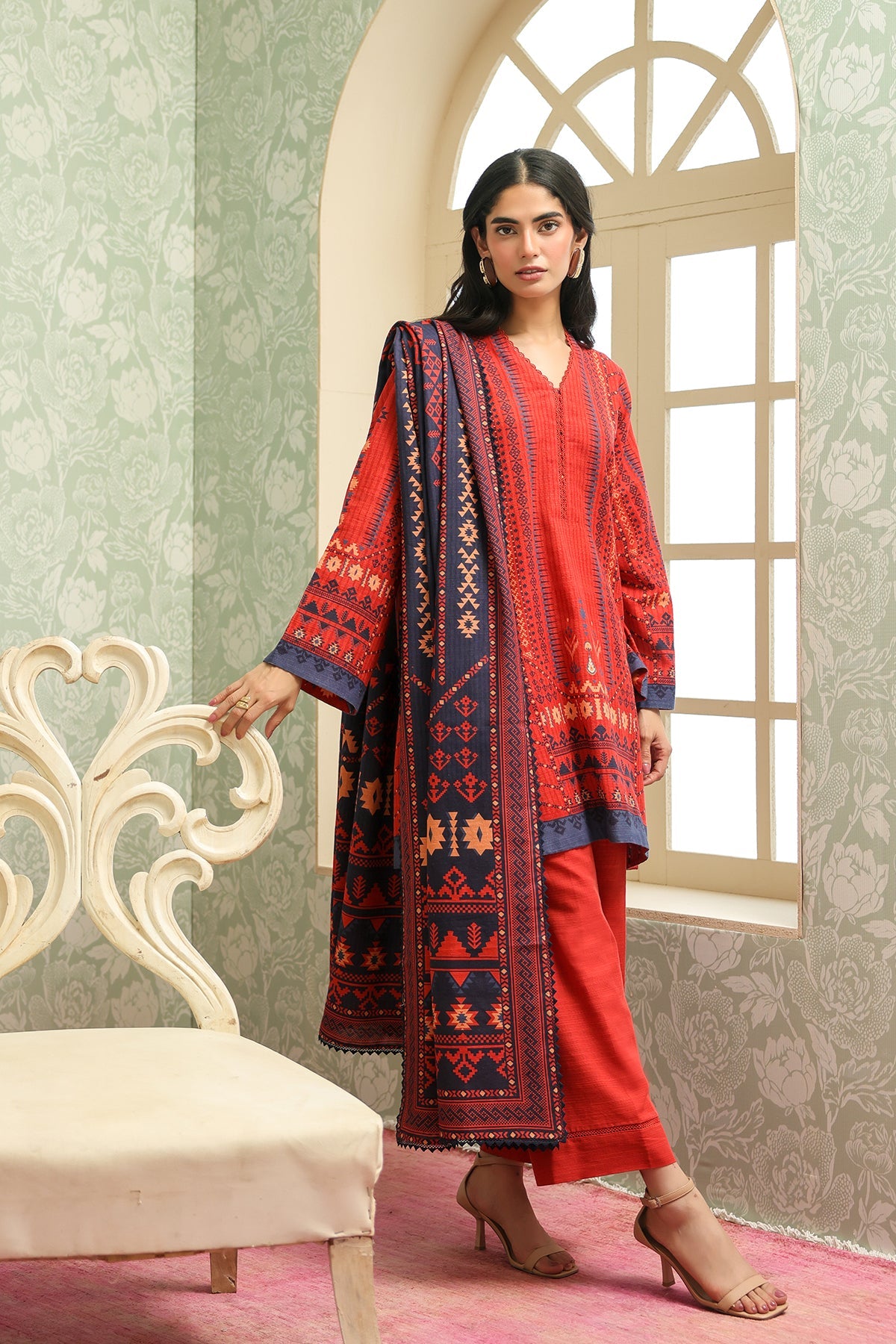 https://cdn.shopify.com/s/files/1/0704/5916/2937/files/022A4564.jpg?v=1761919037