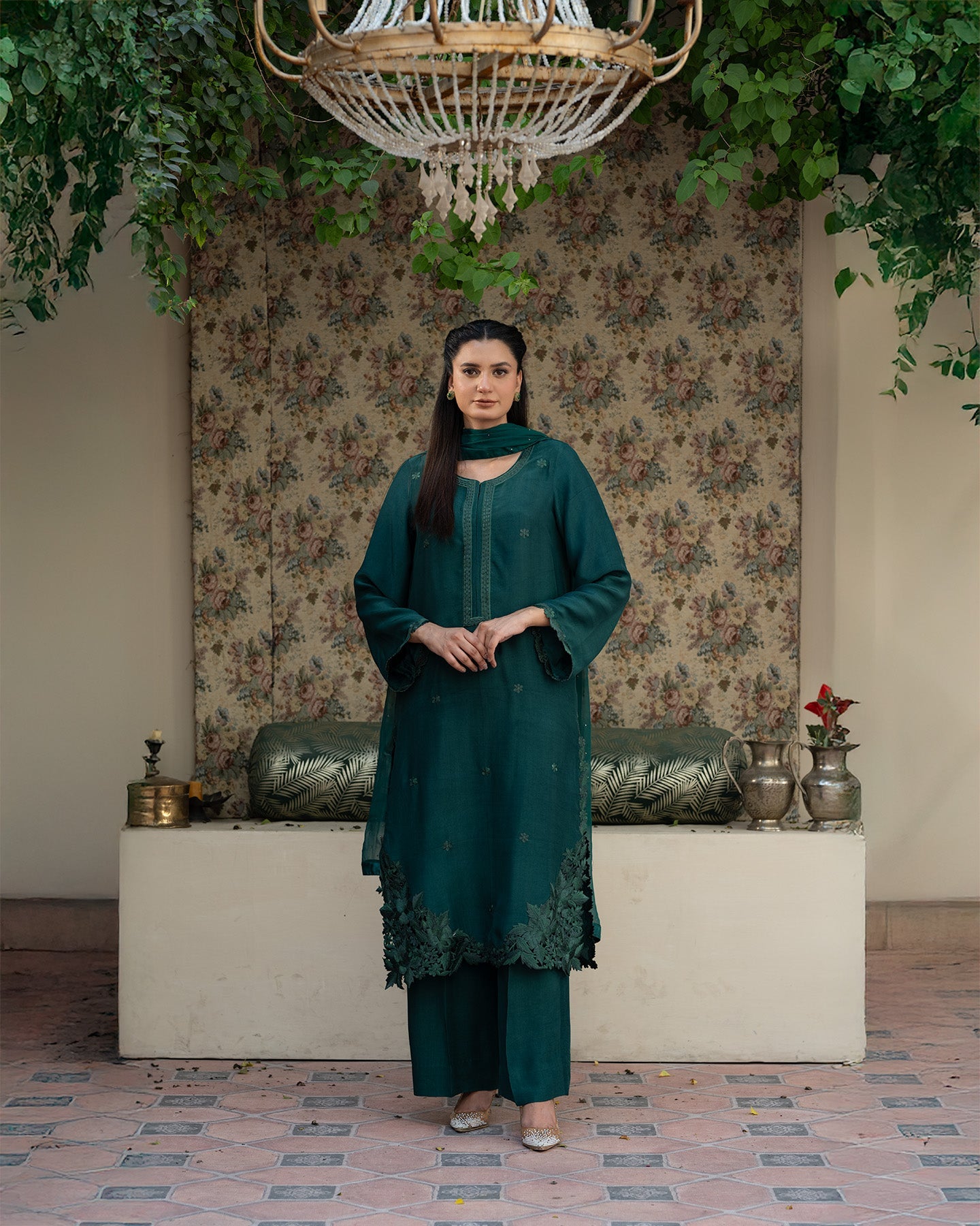 Outfit Name: Zamurd
Collection: Nazm
Code: CBR 104