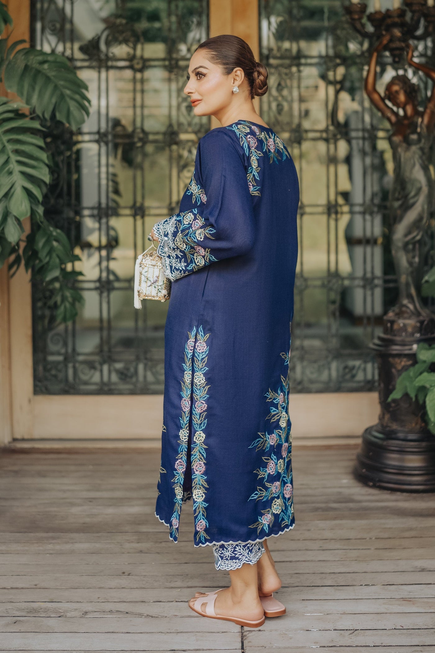 https://cdn.shopify.com/s/files/1/0793/0439/2987/files/02_2af61c24-8e82-4c40-8d90-5ce9f09aef3d.jpg?v=1697018574
