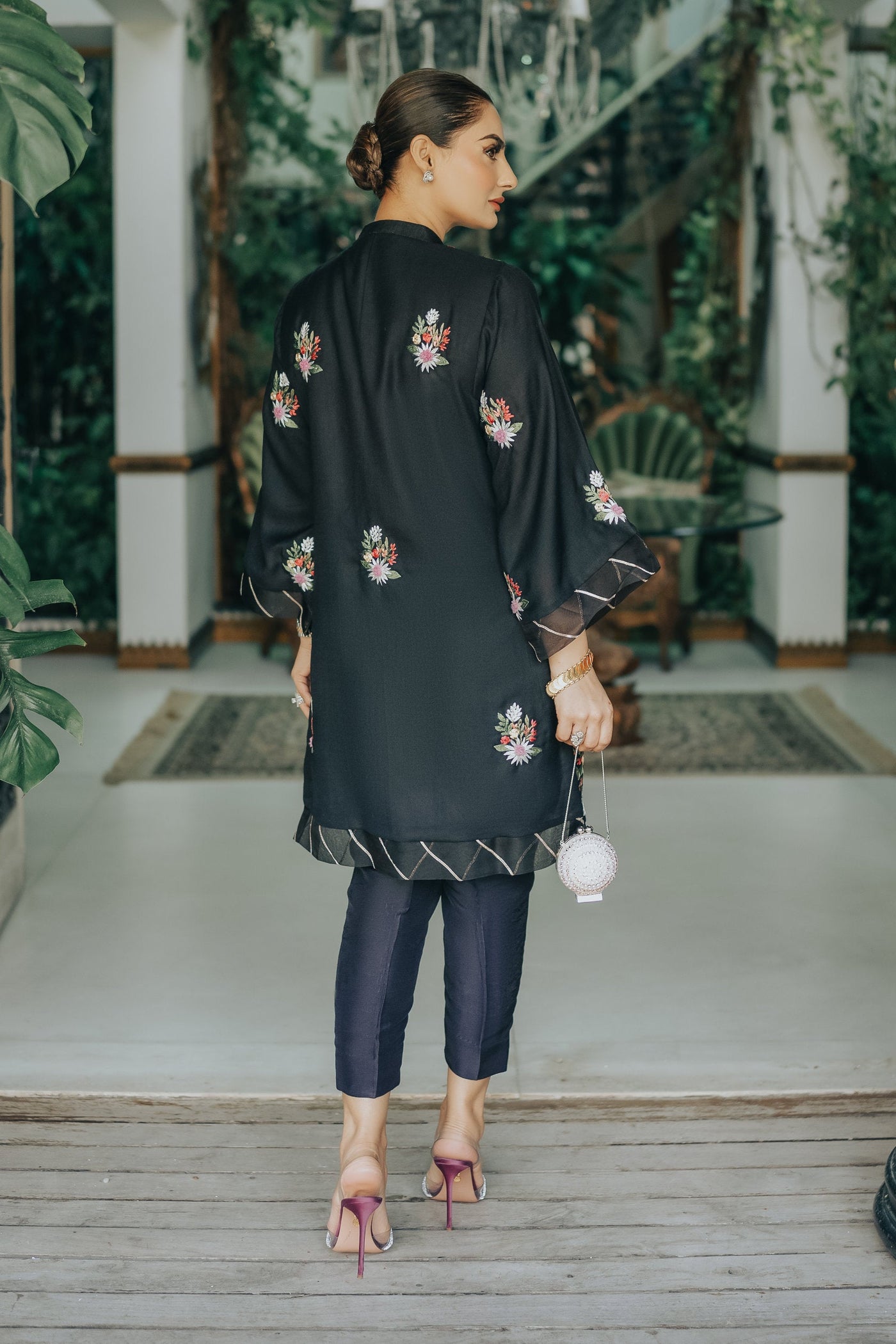 https://cdn.shopify.com/s/files/1/0793/0439/2987/files/02_bb9917f0-c05d-4a74-b0d6-5c2fbfd752a9.jpg?v=1697019145