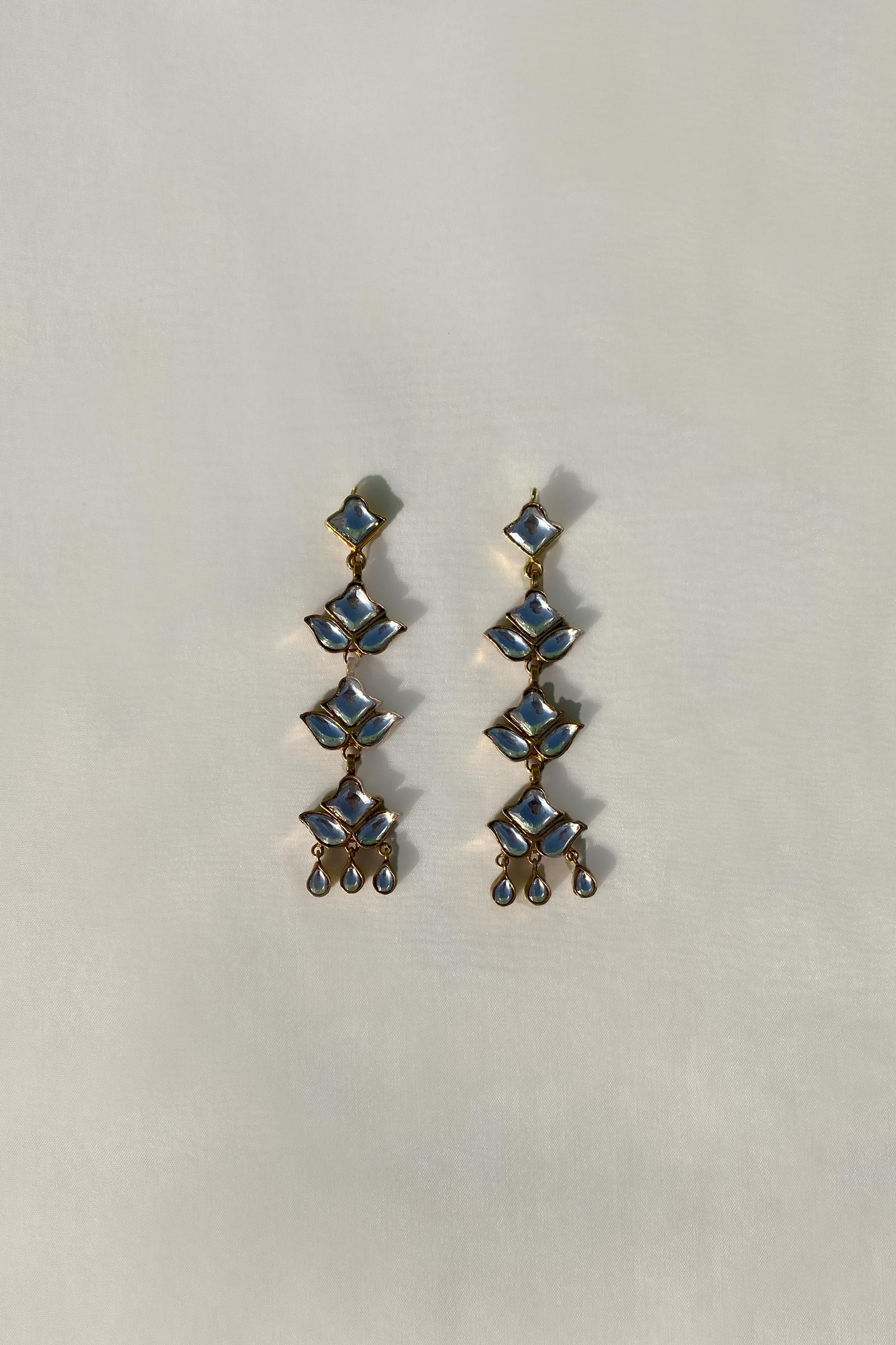 https://cdn.shopify.com/s/files/1/0340/8376/6405/files/02_b2d7fbbb-995f-4aa1-90ac-752142353bb3.jpg?v=1708588287