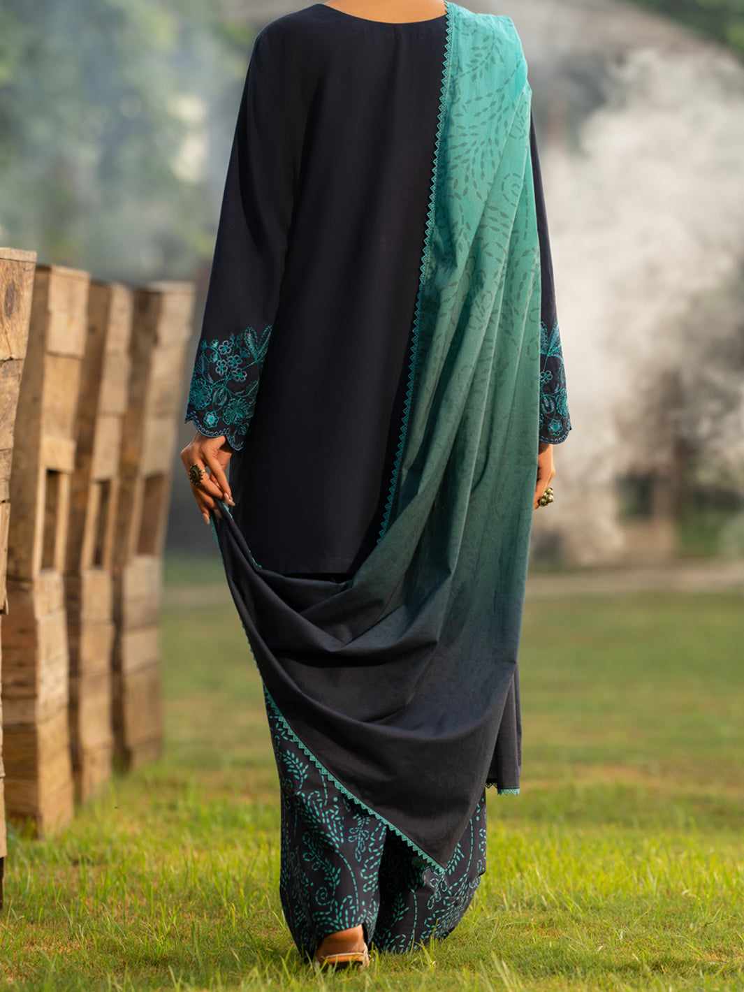 Blue Cotton Lawn 3Pc Stitched - AWP-3PS-953