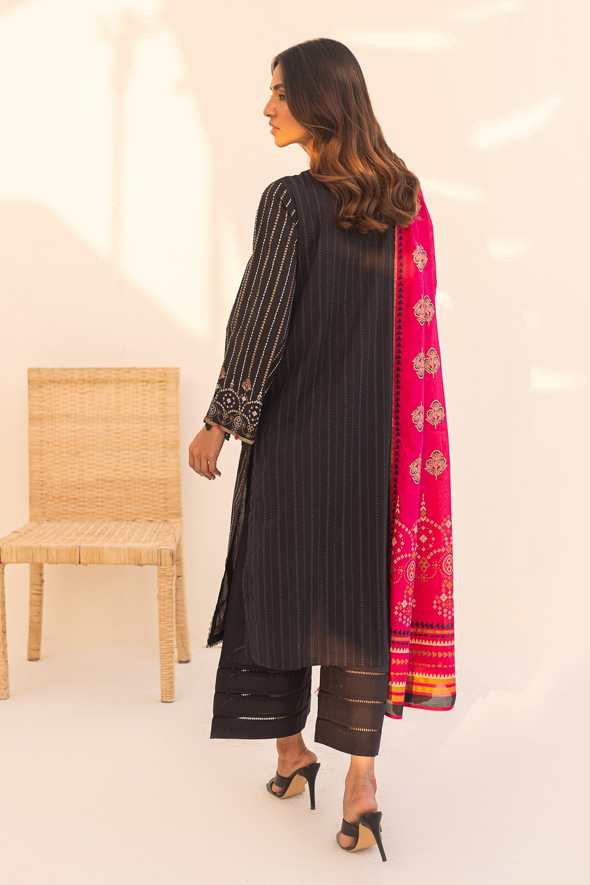 https://cdn.shopify.com/s/files/1/0704/5916/2937/products/032A9487.jpg?v=1752140893