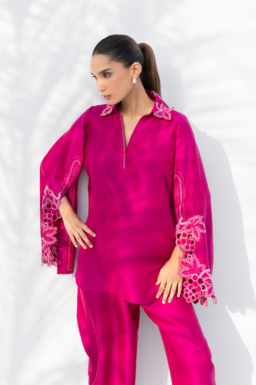 https://cdn.shopify.com/s/files/1/0588/3661/5221/files/035A0042.jpg?v=1761657079