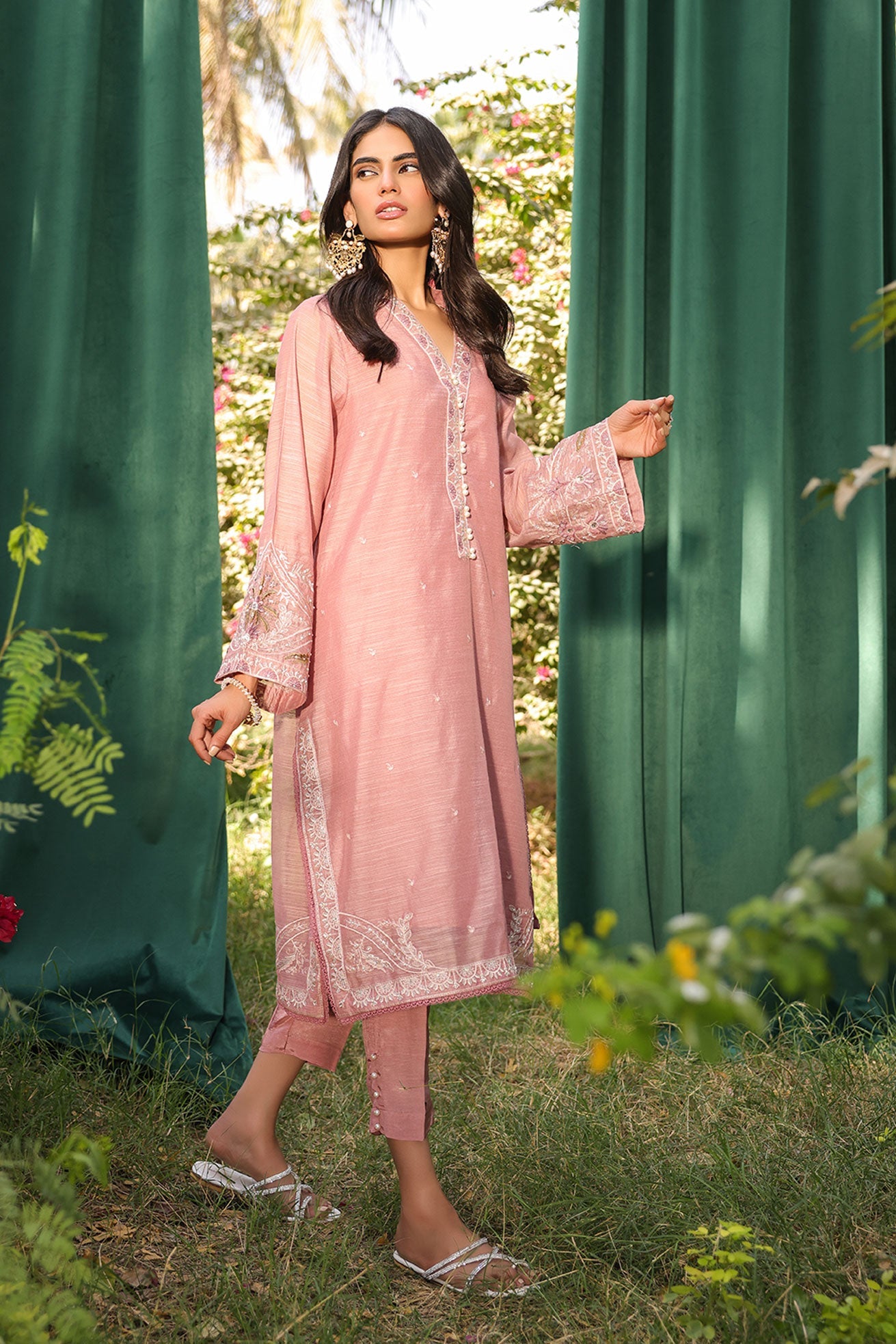 3 Piece Embroidered Lawn Suit