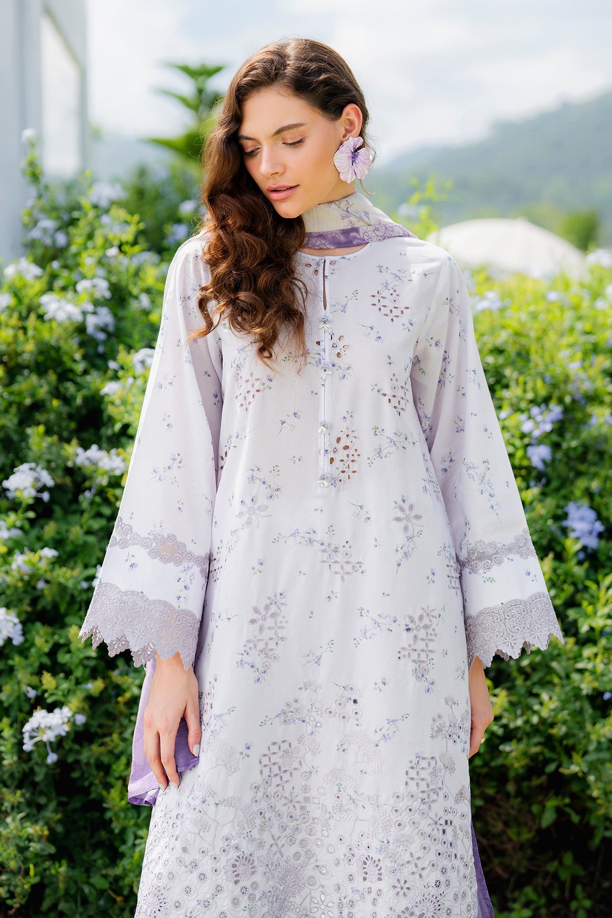 EMBROIDERED LAWN SF-4211