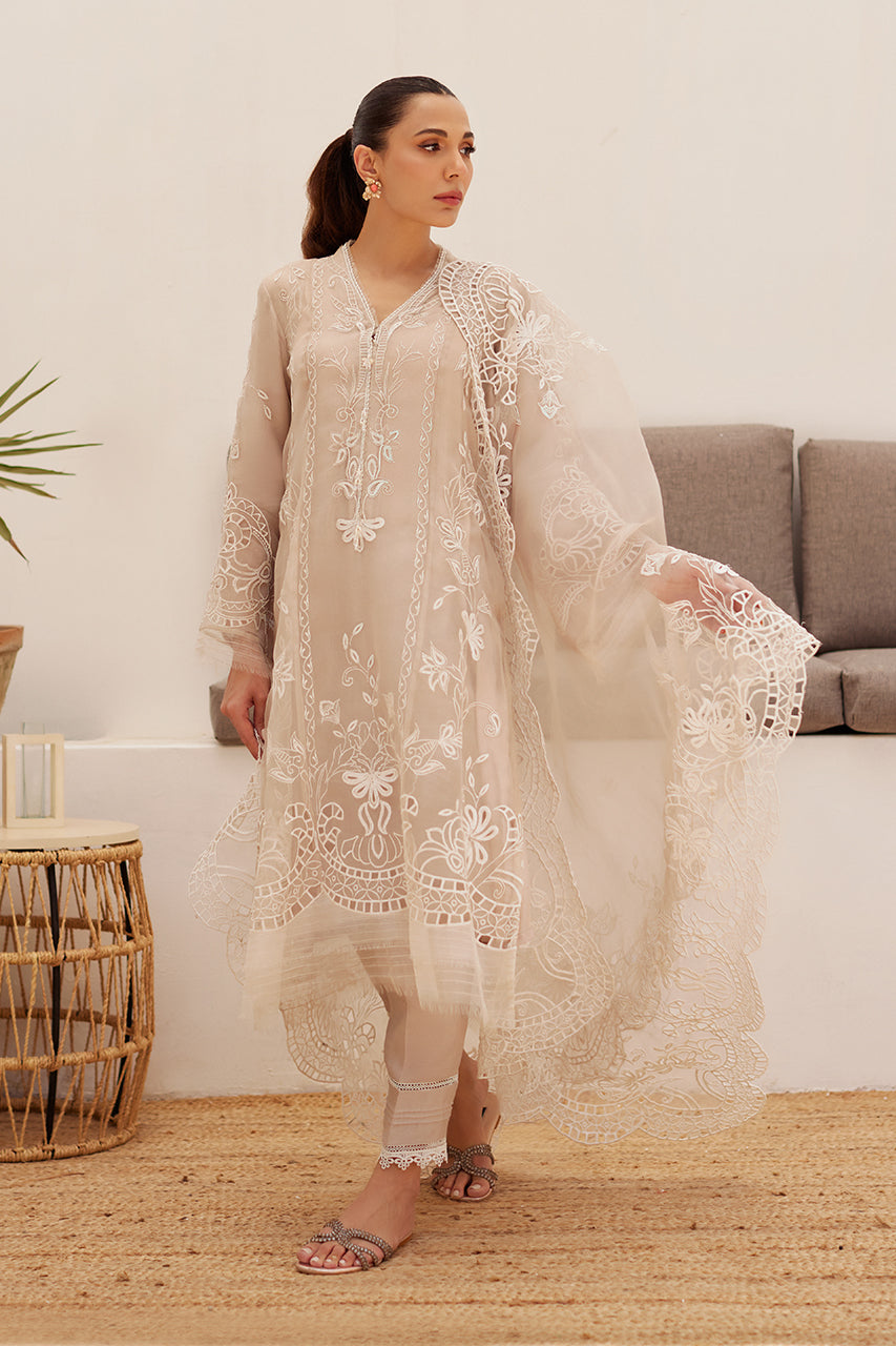 https://cdn.shopify.com/s/files/1/0790/3779/2529/files/047A0484_c0256e3c-29f3-4c8b-9330-15808068e3b6.jpg?v=1716465854