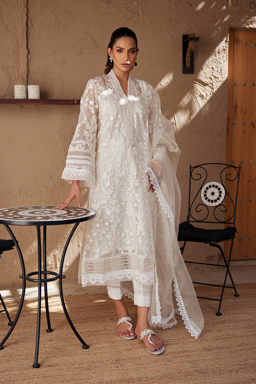 https://cdn.shopify.com/s/files/1/0790/3779/2529/files/047A1347_038933e6-fb76-4666-a6fa-2b2cd3308cdd.jpg?v=1716465887