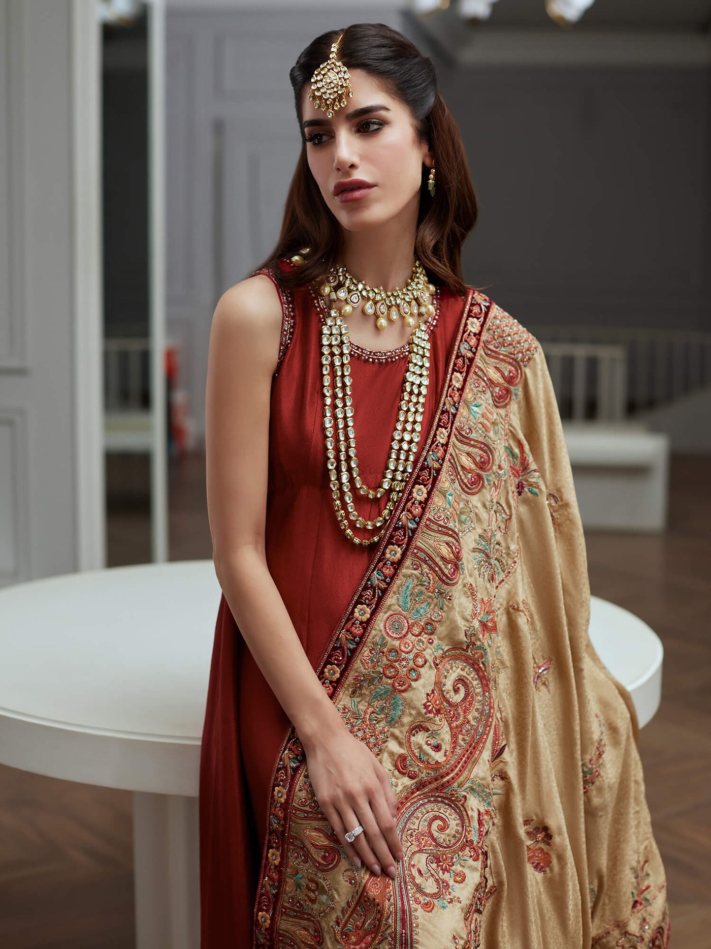 Peshwas & Shawl