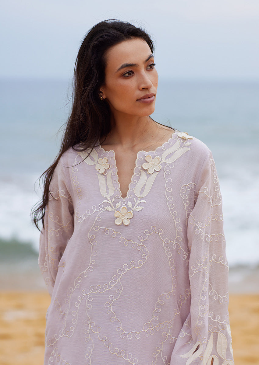 Tiya by Sania Maskatiya