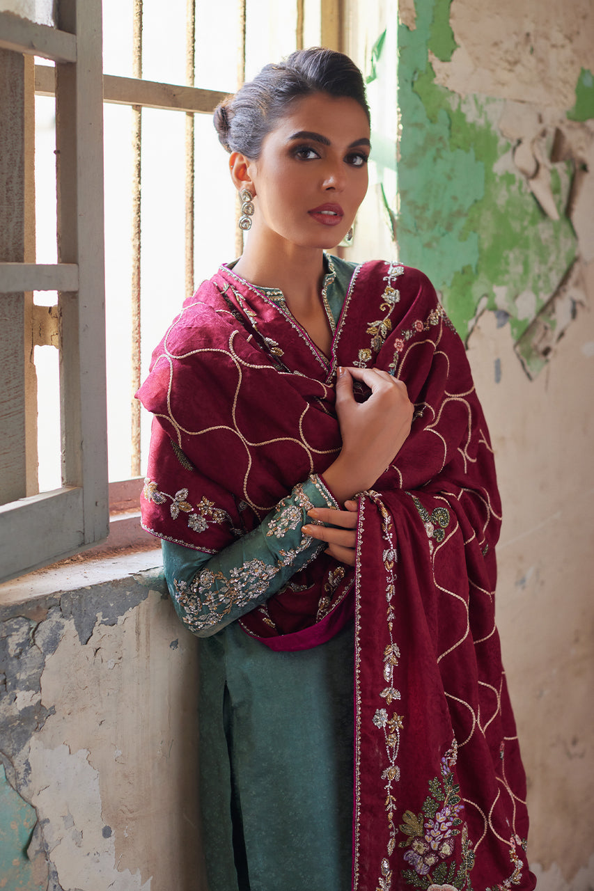 Nida Azwer