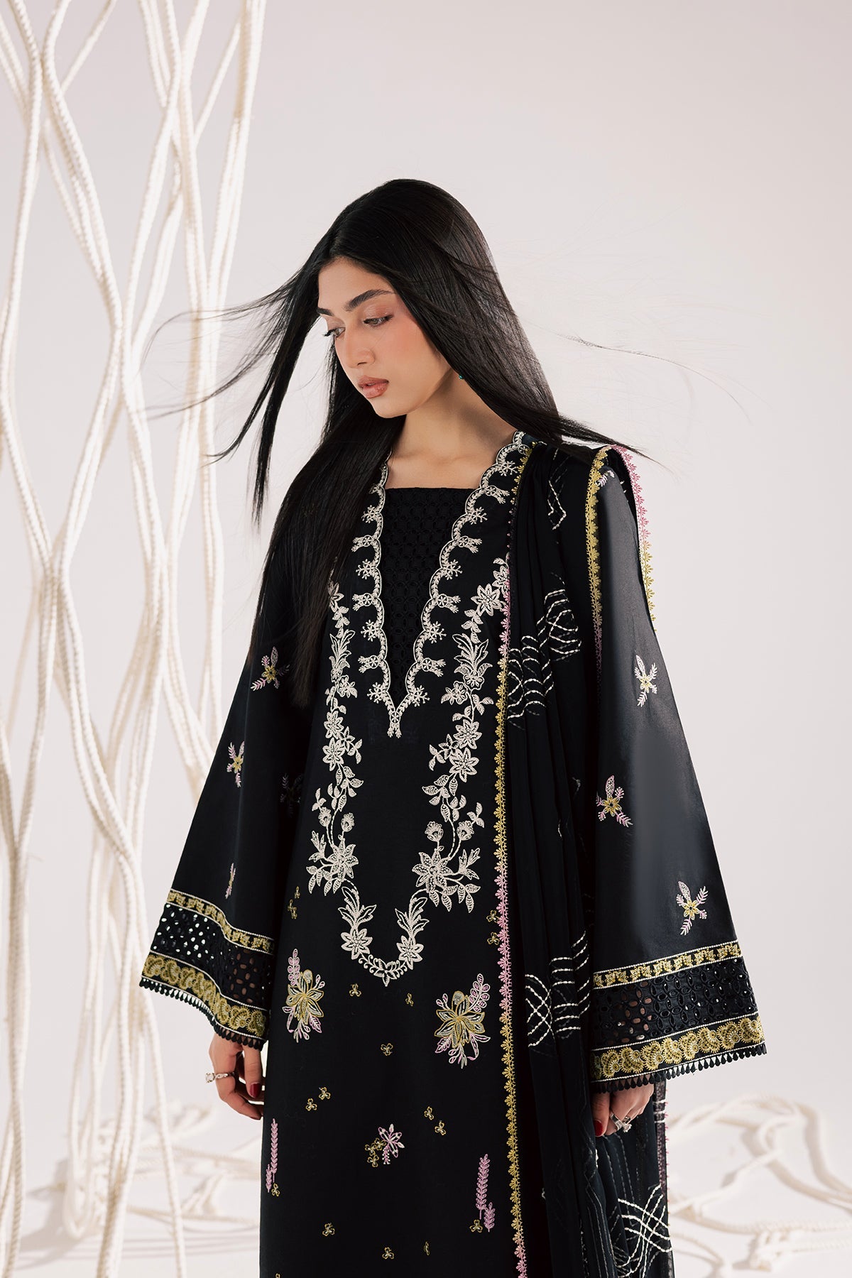 https://cdn.shopify.com/s/files/1/0019/7217/4947/files/04_f305a004-37eb-49f2-80bf-c22d9e984274.jpg?v=1775800656