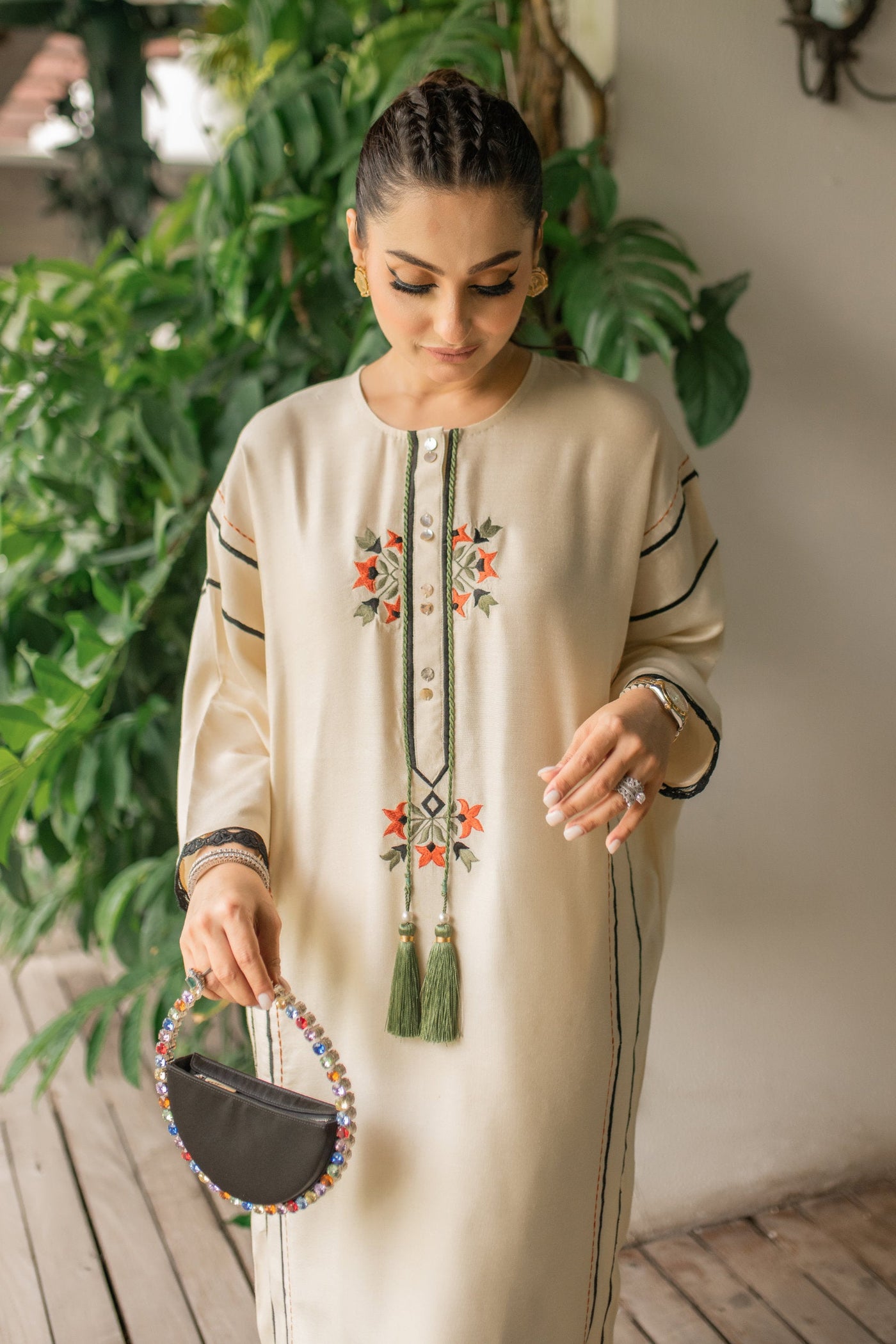 https://cdn.shopify.com/s/files/1/0793/0439/2987/files/04_a0bdbfd8-dba5-4d05-bb40-b51ab447618d.jpg?v=1689959668