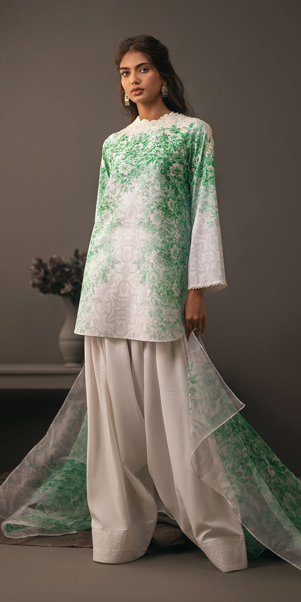 https://cdn.shopify.com/s/files/1/0516/3571/6292/files/04_d09a8713-1944-45a2-bff5-e18bc674d882.jpg?v=1753389065