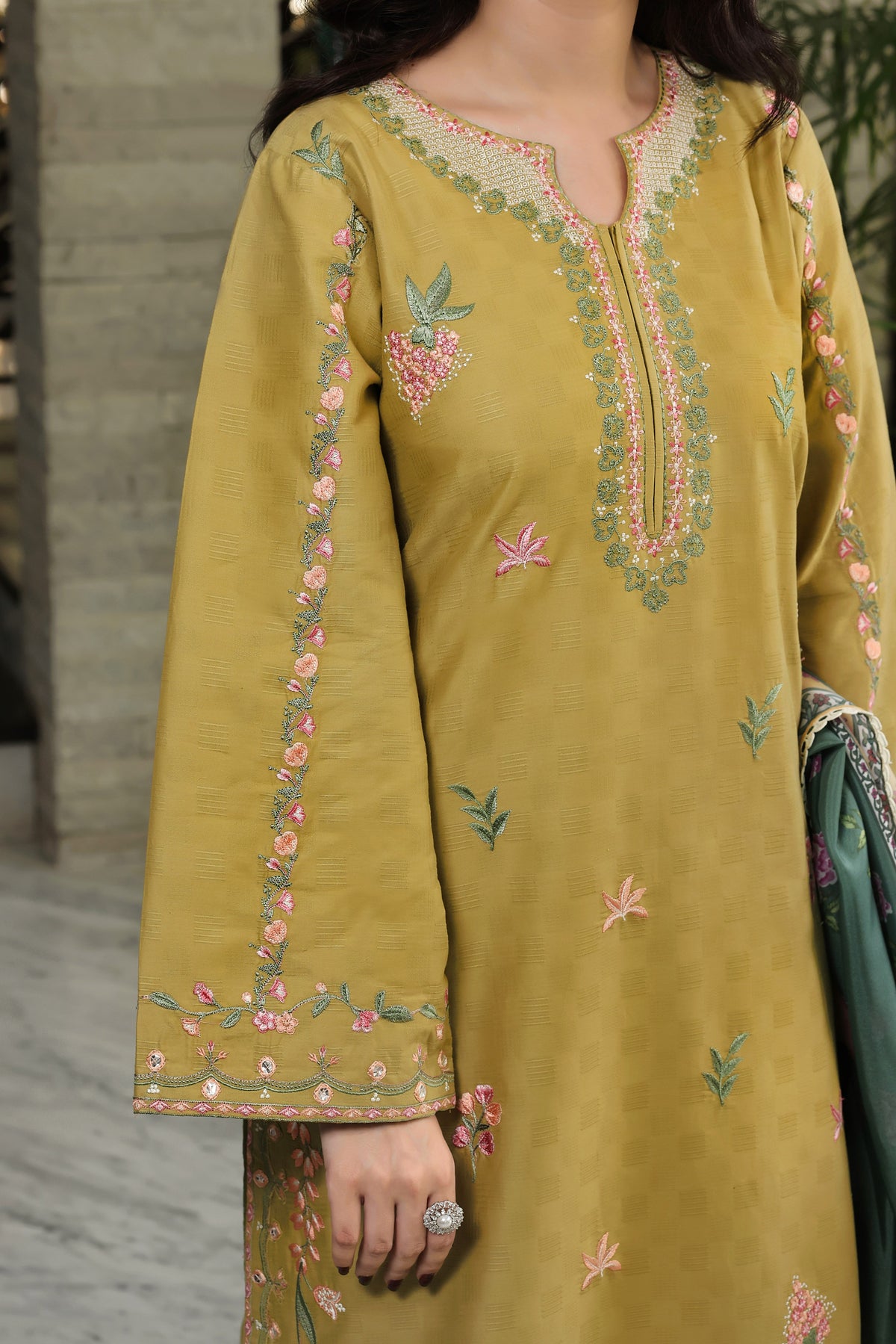Aneelas Jacquard Emb 3pc With Silk Duppata [LUX-26-82] [Dispatch Time 2 Month]