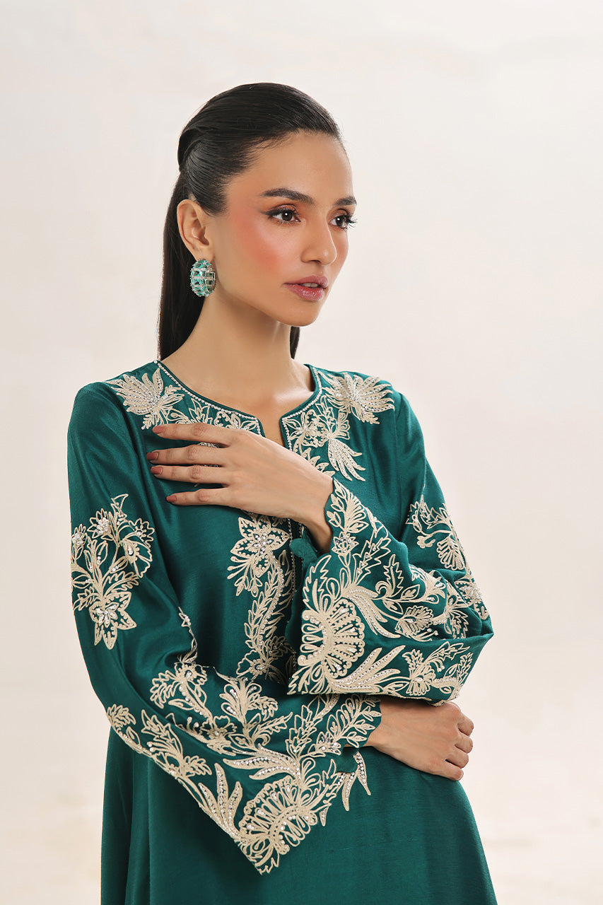 https://cdn.shopify.com/s/files/1/0612/6423/2692/files/050A9218.jpg?v=1752911831