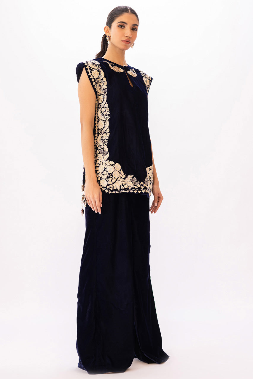 https://cdn.shopify.com/s/files/1/0588/3661/5221/products/051A1307.jpg?v=1665054107
