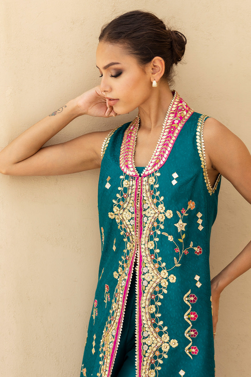 https://cdn.shopify.com/s/files/1/0588/3661/5221/files/051A8547_5dd09156-0cdf-4ff5-8bf2-cfee766395ae.jpg?v=1755265178