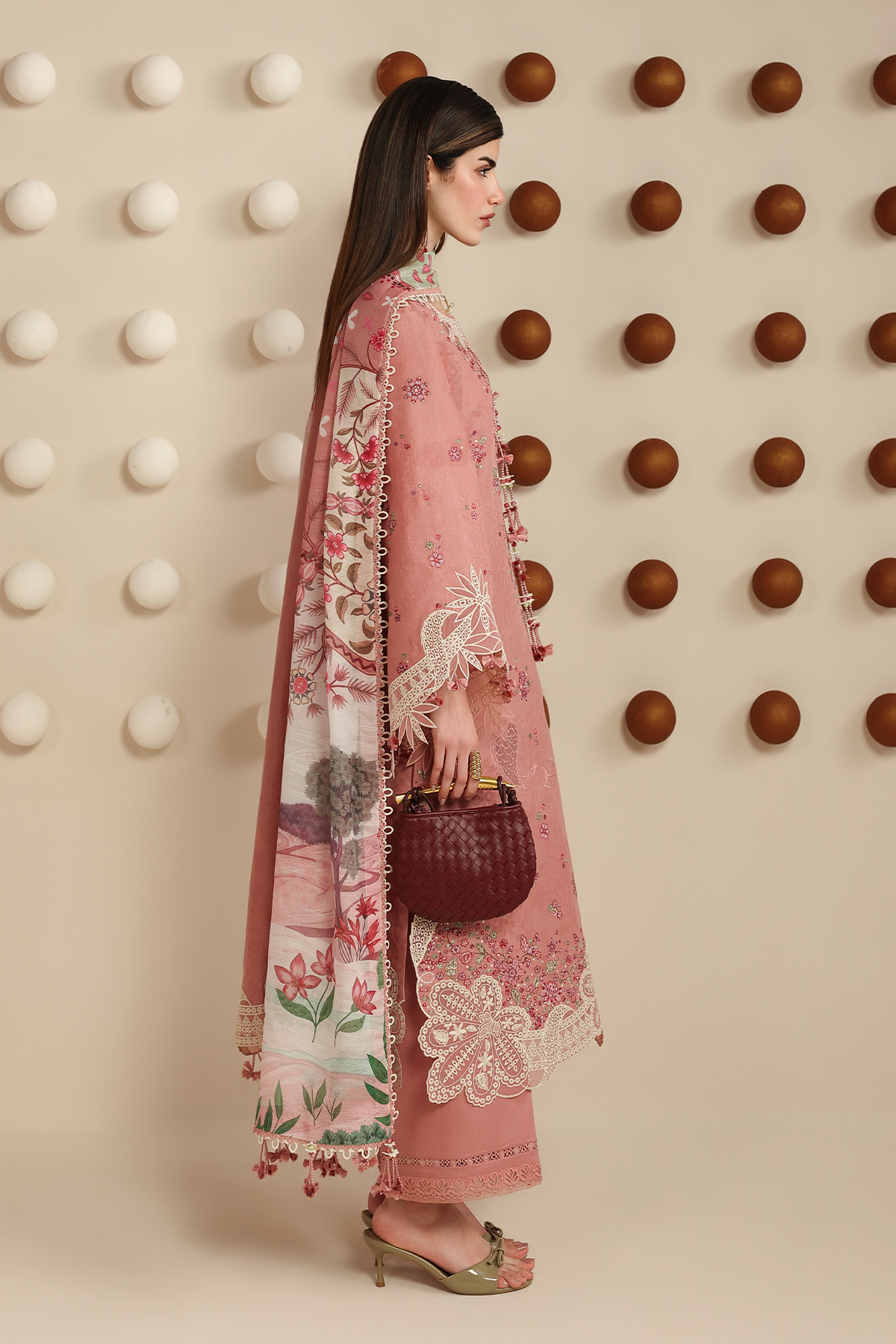 EMBROIDERED LAWN IL26-D04