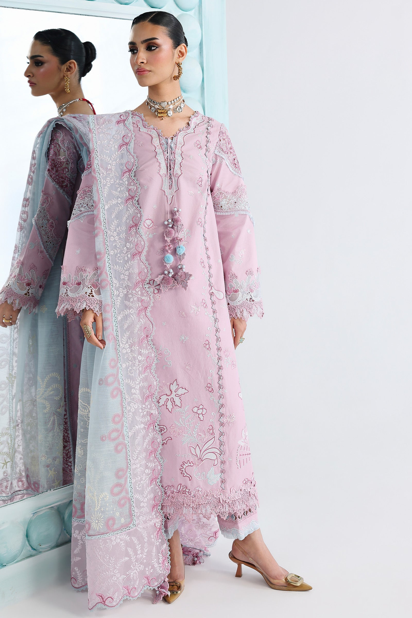 https://cdn.shopify.com/s/files/1/2044/1461/files/052A3693_79df732e-e9f8-4d62-8a72-6ce305b32fc2.jpg?v=1776329150