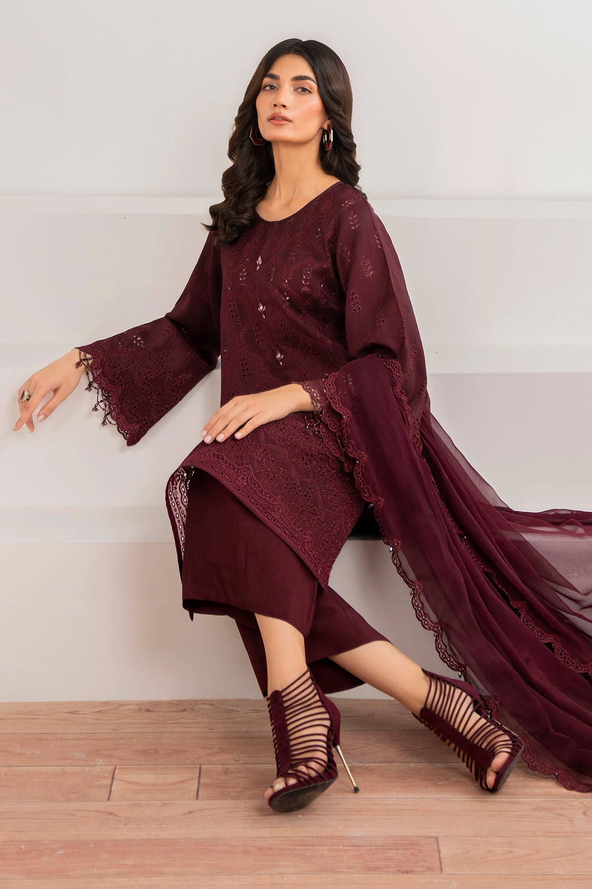 EMBROIDERED CHIFFON SF-690