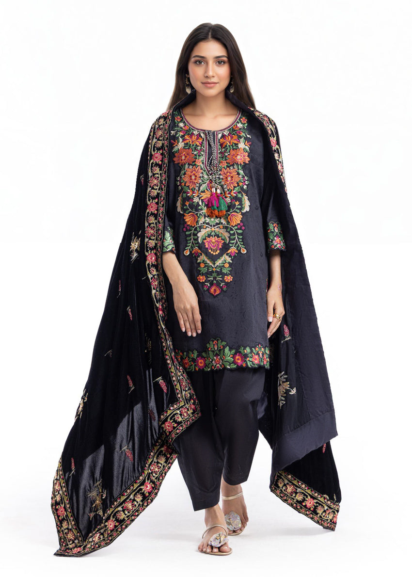 Embroidered Velvet Shawl (WPSHWBS26F2)