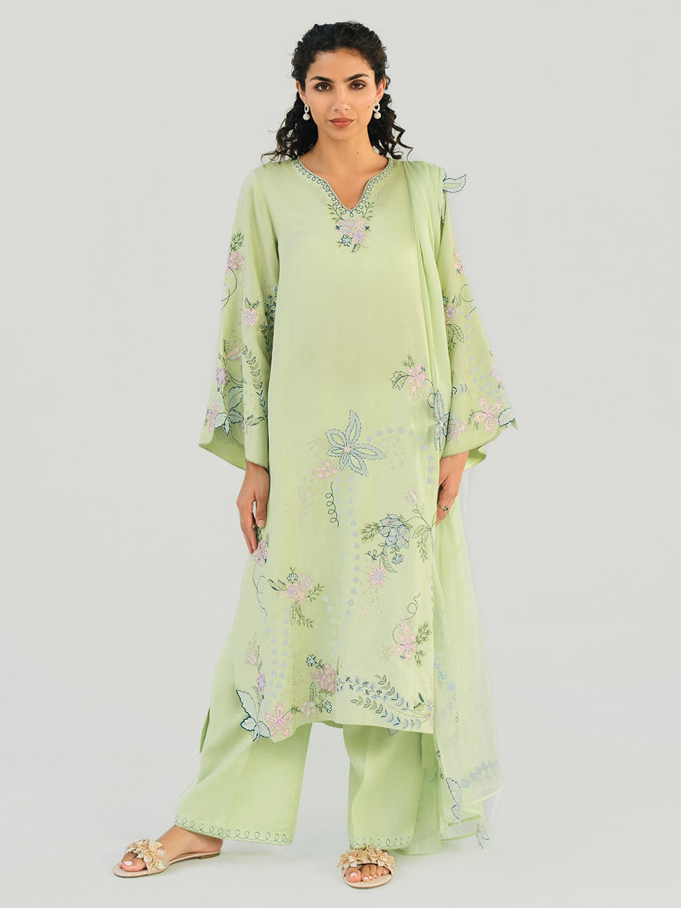 Vaylo Khaddar Co-Ord Set | Maroon Winter Outfit for Women | Kiara By Hana
