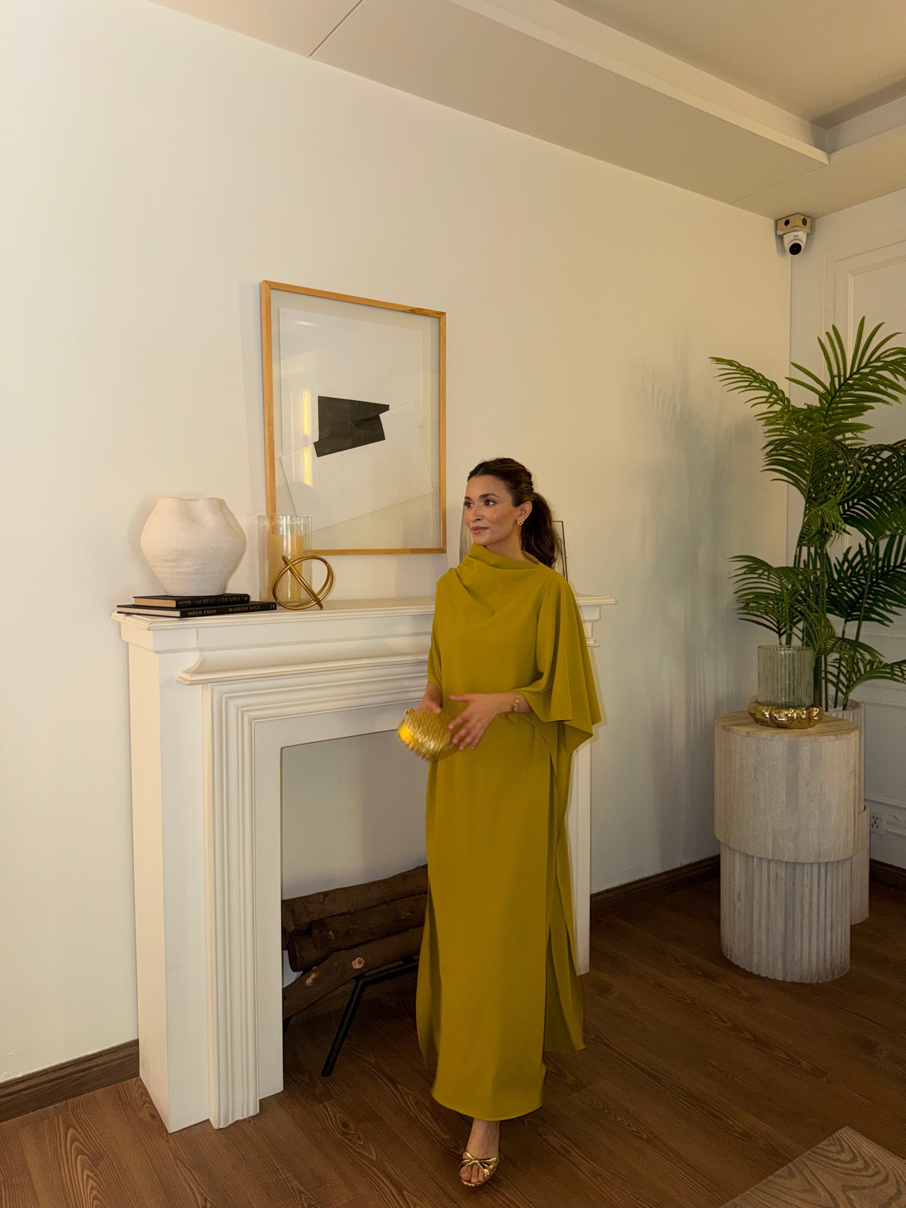 Chartreuse Kendall Set With Sleeves